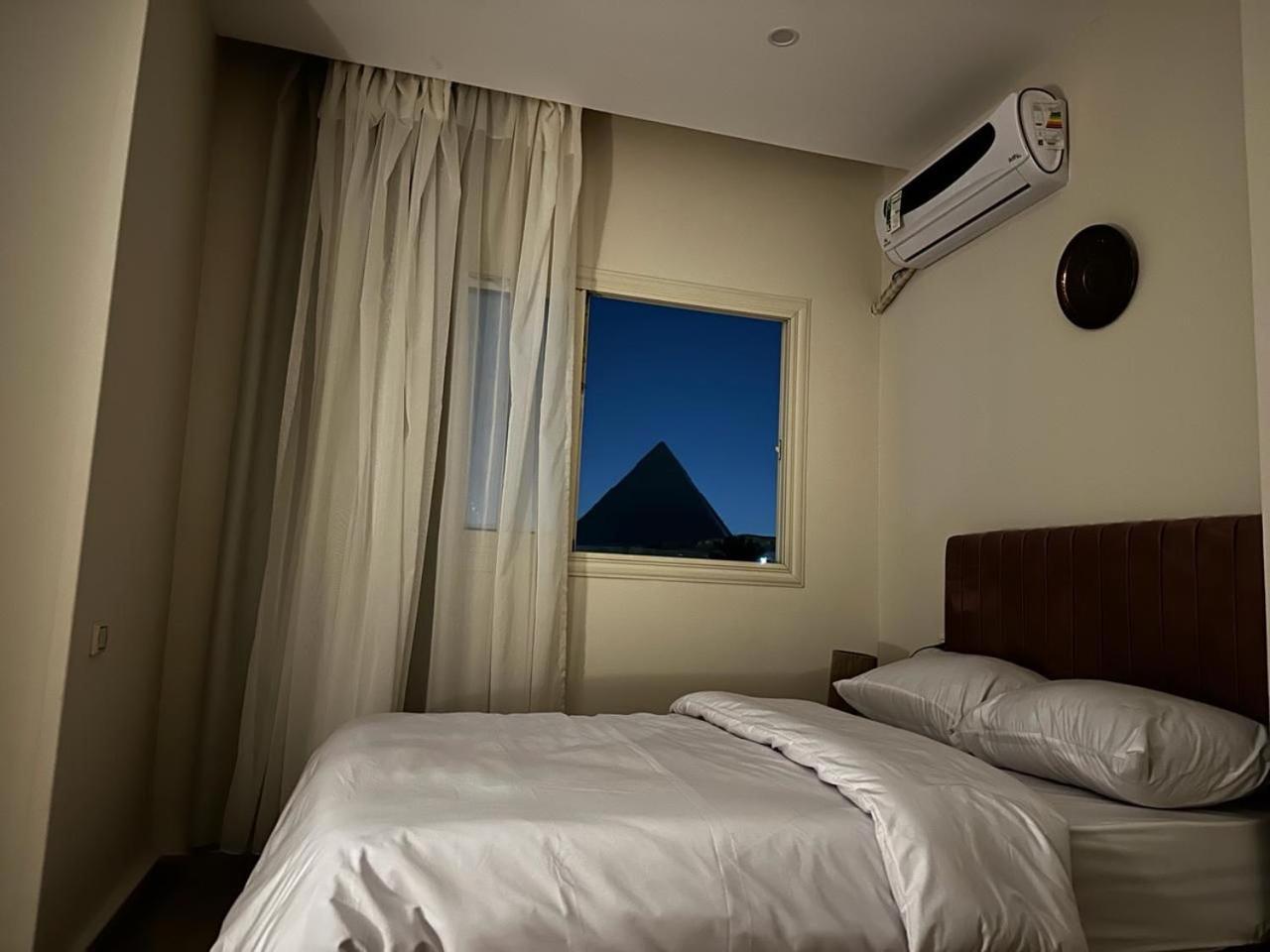 Pyramids Era View Hotel Kafret el-Gabal Exterior photo