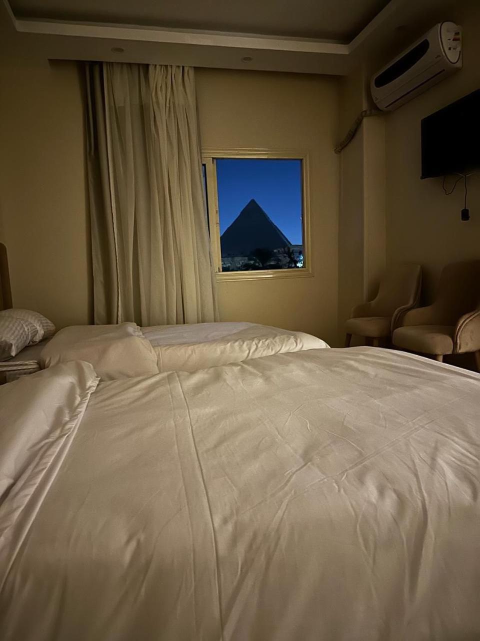 Pyramids Era View Hotel Kafret el-Gabal Exterior photo